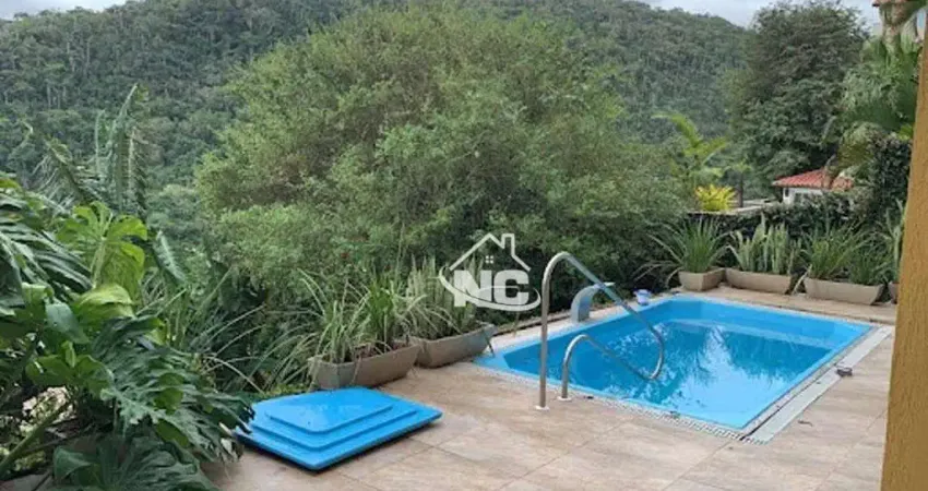 Casa em camboinhas condomínio jardim camboatá com 4 quartos à venda, 360 m² por r$ 2.200.000 - camboinhas - niterói/rj