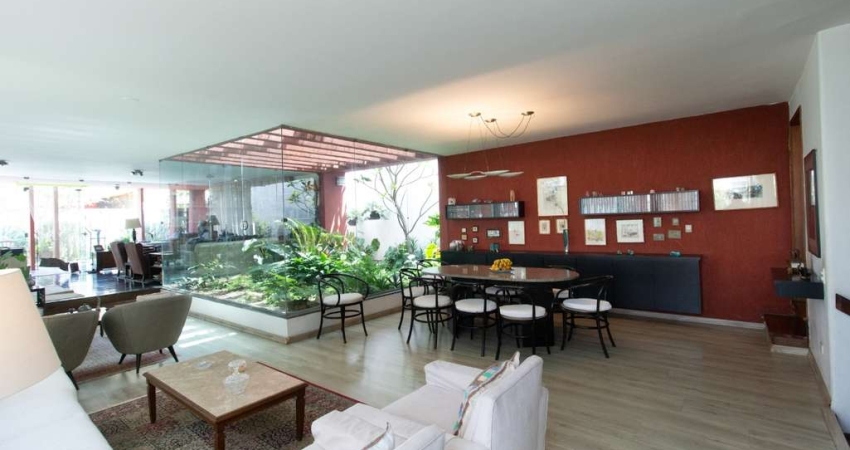 Casa tipo para venda em Planalto Paulista com 5 quartos, sendo 5 suítes, 330m²