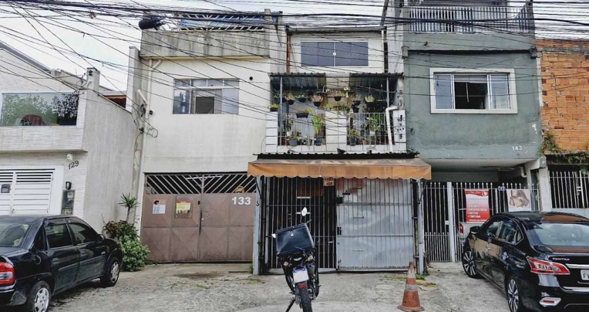 Casa tipo para venda em Vila Celeste com 5 quartos, sendo 2 suítes, 150m²