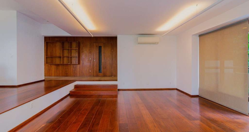 Apartamento tipo para venda com 3 quartos, sendo 3 suítes, 287m²