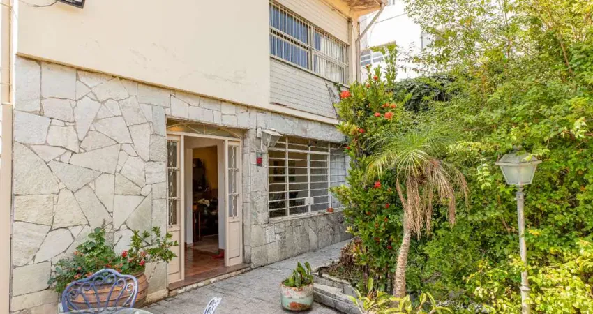 Sobrado para venda em Jardim das Bandeiras com 3 quartos, 232m²