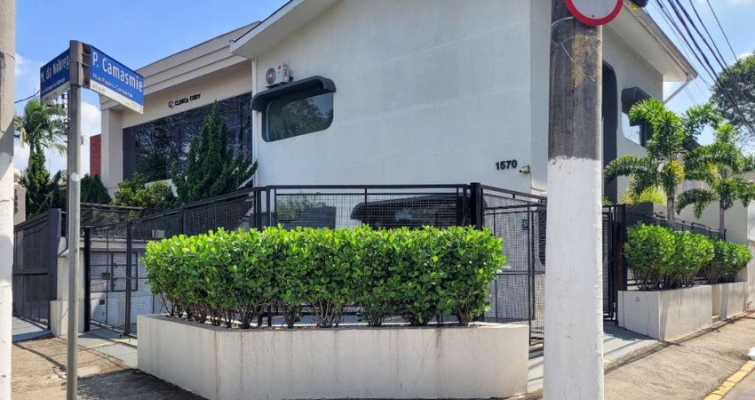 Casa comercial para venda, 181m²