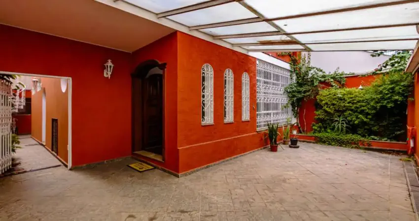 Sobrado para venda em Granja Julieta com 3 quartos, sendo 1 suíte, 214m²