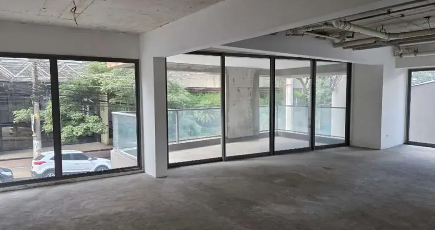 Loja de rua para venda, 210m²