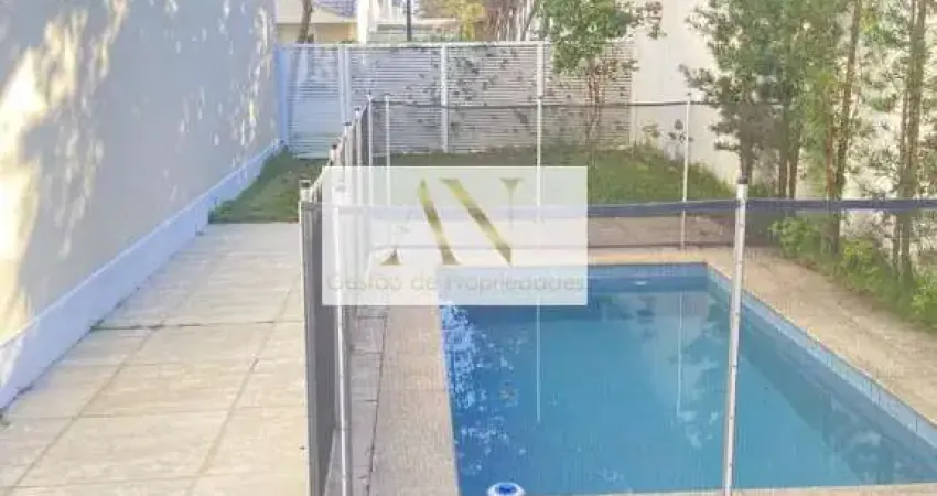 Vendo casa 4 suites com área externa com piscina e churrasqueira