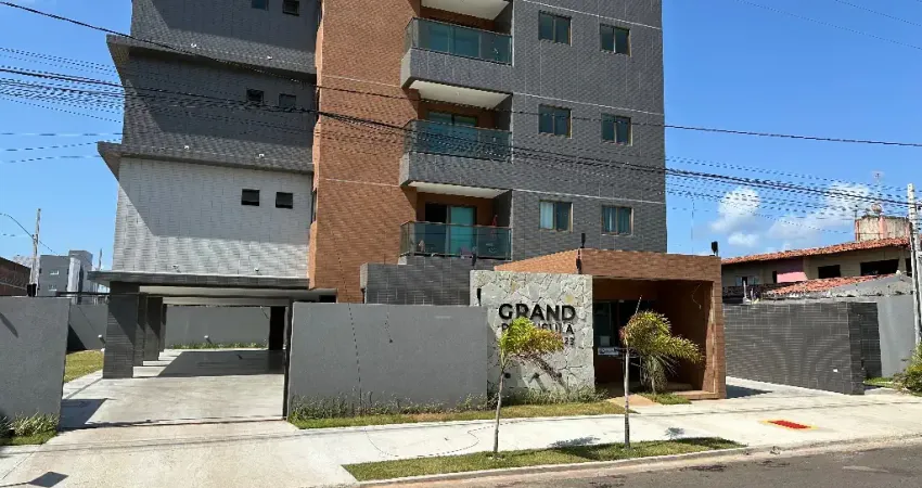 Excelente empreendimento com 02 quartos à venda perto do mar.