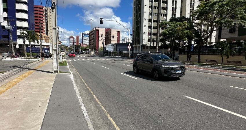 Apartamento à venda 3 suítes Tambaú