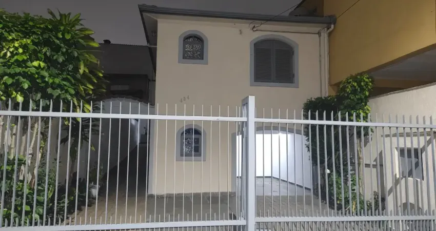 Casa de 183m² com 03 dorms e 03 vagas de garagens - bairro mauá - são caetano do sul