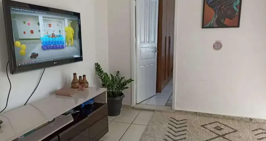 Casa com Kitinet Saudade