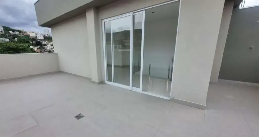 Cobertura 2 quartos com suíte e 2 vagas de garagem no Santa Efigênia