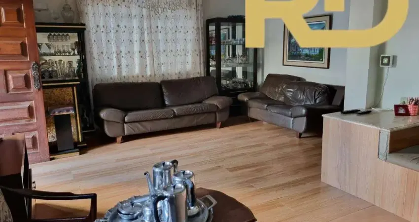 Casa 3 quartos, sendo 1 suíte, com vista para serra do curral e vaga para 3 carros no pompeia