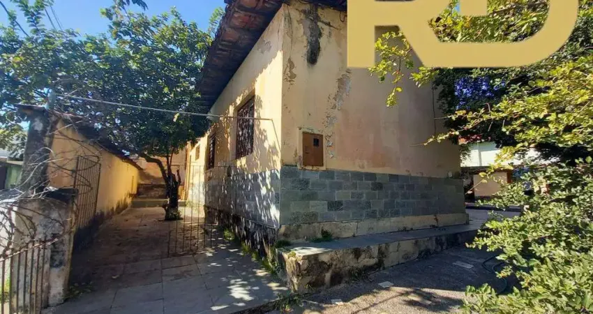 Casa com 3 quartos à venda na Saudade, Belo Horizonte 