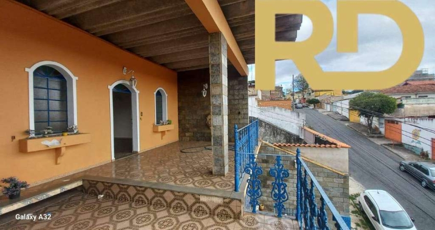 Casa à venda no Pompéia, Belo Horizonte 