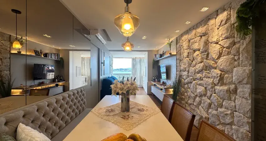 Apartamento com 3 quartos à venda na Rua Sílvio Possobon, Abraão, Florianópolis