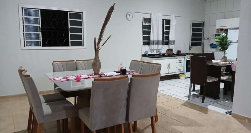 Casa para Venda em Jacareí, Chácaras Reunidas Igarapés, 3 dormitórios, 1 suíte, 2 banheiros, 4 vagas