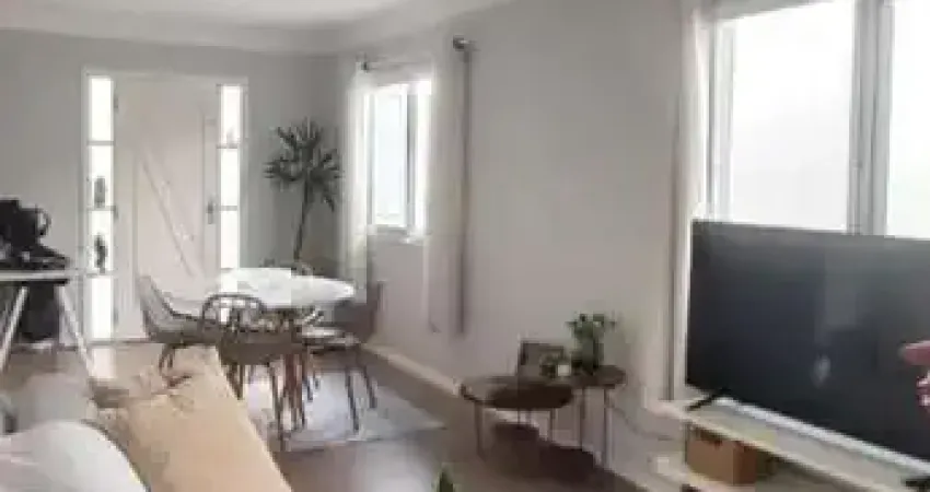 Casa para Venda em São José dos Campos, Jardim Motorama, 3 dormitórios, 1 suíte, 2 banheiros, 2 vagas