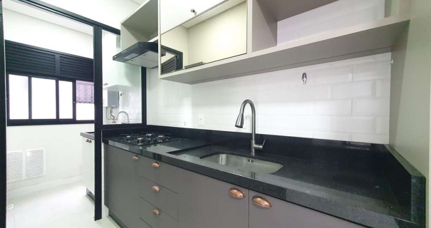 Excelente  apartamento com linda vista, 2 dormitórios no Campeche - Florianópolis /SC.