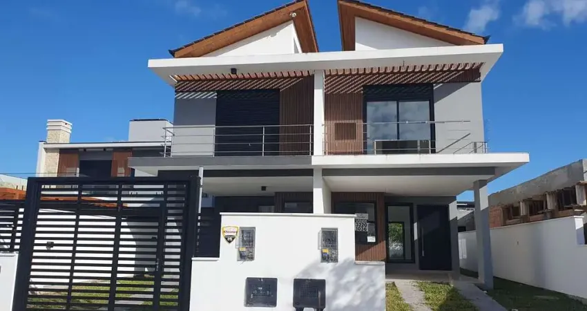 Casa 3 suítes à venda, loteamento a 200m da praia - Campeche - Florianópolis/SC