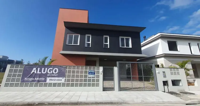 Casa com 4 dormitórios, sendo 1 no térreo, para alugar, Lagoa da Conceição - Florianópolis/SC