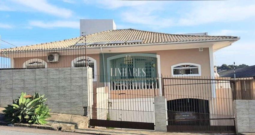 Casa com 4 quartos à venda no Capoeiras, Florianópolis 