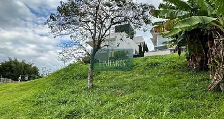 Terreno em Condomínio Fechado no Estreito