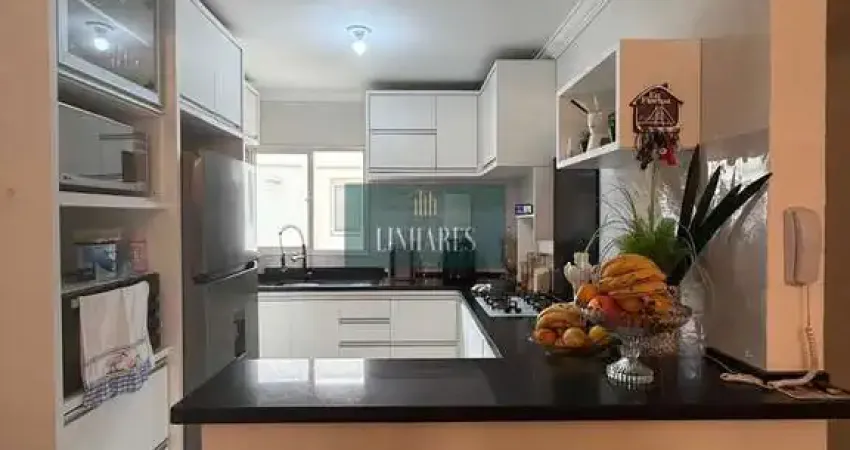Apartamento com 3 Quartos e 2 banheiros à Venda, 81 m²