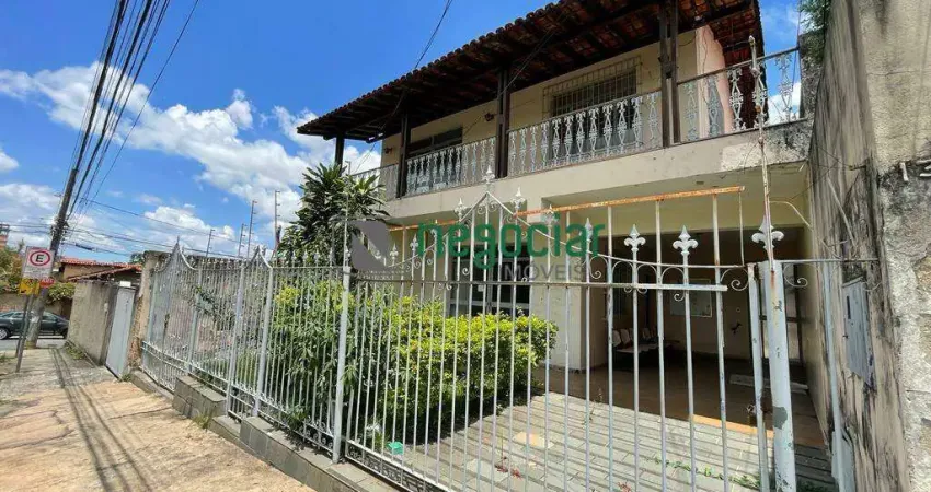 Casa com 5 quartos à venda na Rua Aqueber Saliba, Centro, Betim