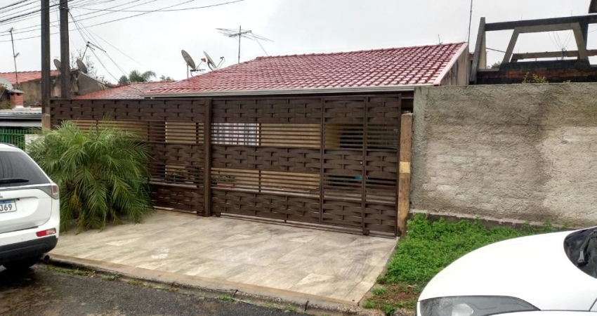 Casa com 3 quartos à venda na Rua Frederico Félix Schiavon, 57, Sítio Cercado, Curitiba