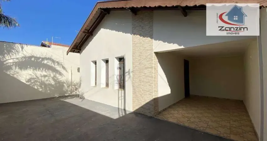 Casa com 3 dormitórios à venda, 141 m² por R$ 390.000,00 - Vila Brasil - Pirassununga/SP