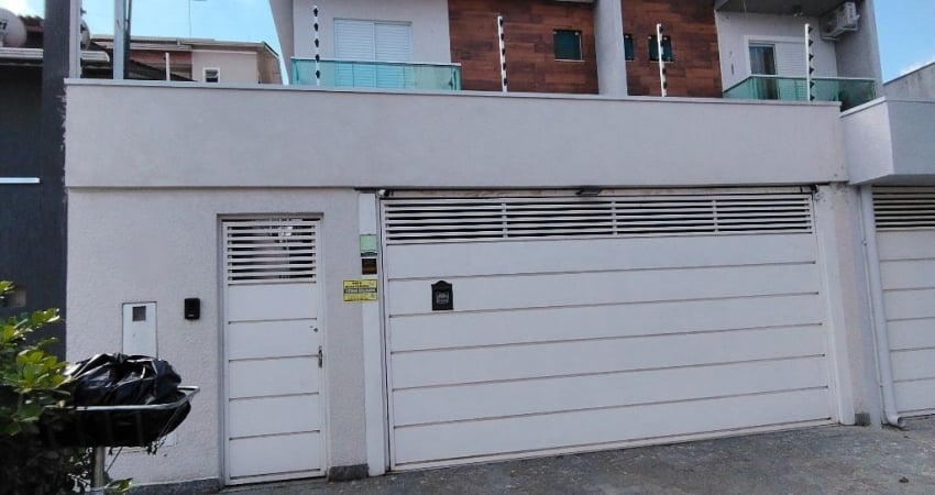 Aluga-se uma excelente casa de 3 quartos sendo uma suíte no Portal dos Ipes