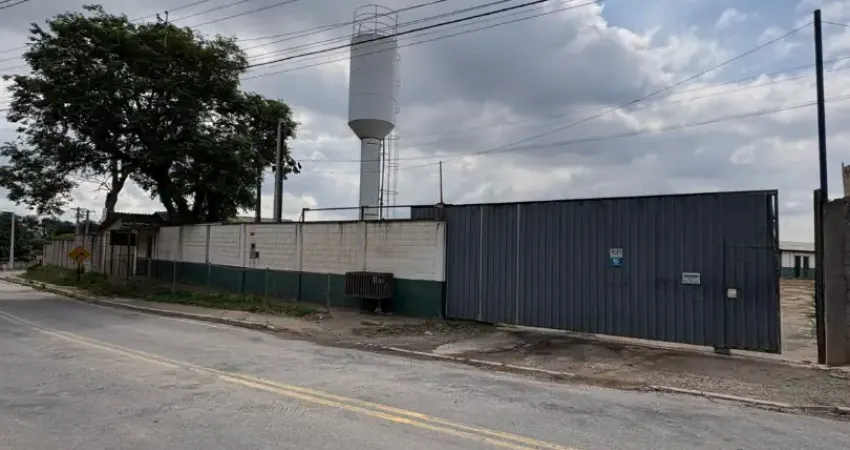 Aluguel de terreno comercial com dois plato, contendo 32 mil mts pra alugar em franco da rocha