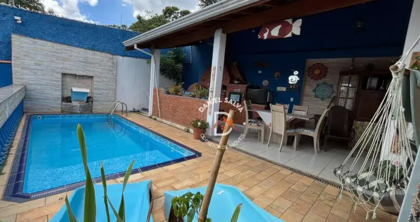 Casa com 3 dormitórios à venda, 245 m² por R$ 950.000,00 - Jardim Maristela - Atibaia/SP