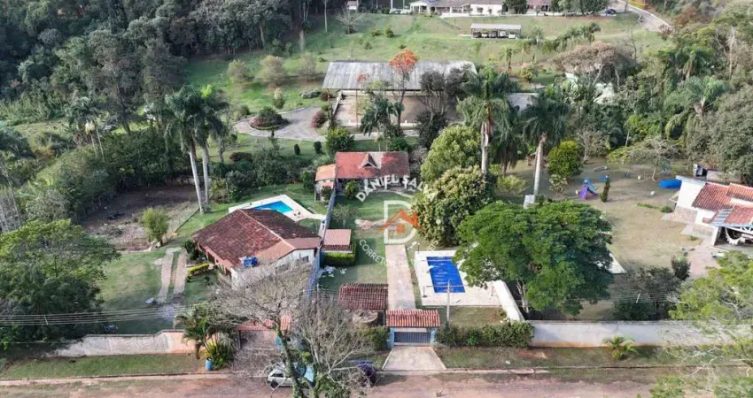 Chácara à venda em atibaia, com 2 dormitórios, 810 m² por r$ 599.000 -  - atibaia/sp