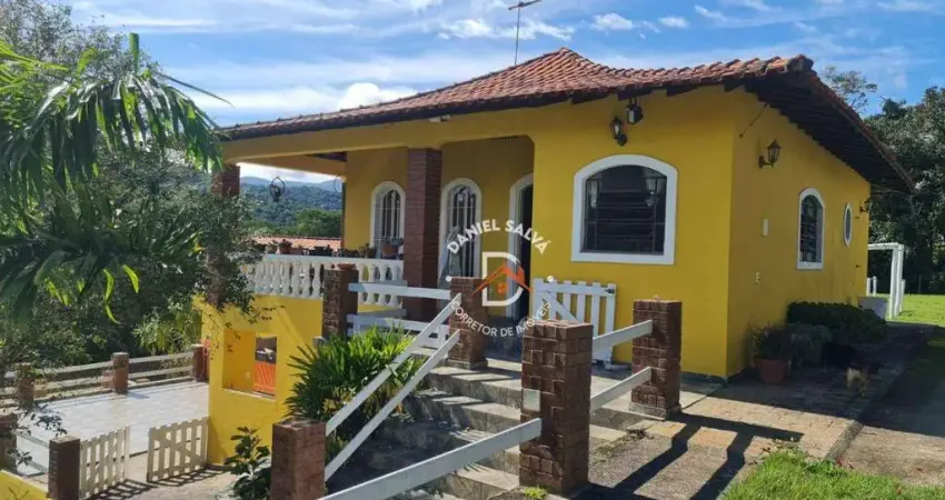 Chácara com 2 dormitórios à venda, 4230 m² por R$ 650.000,00 - Tapera Grande - Mairiporã/SP