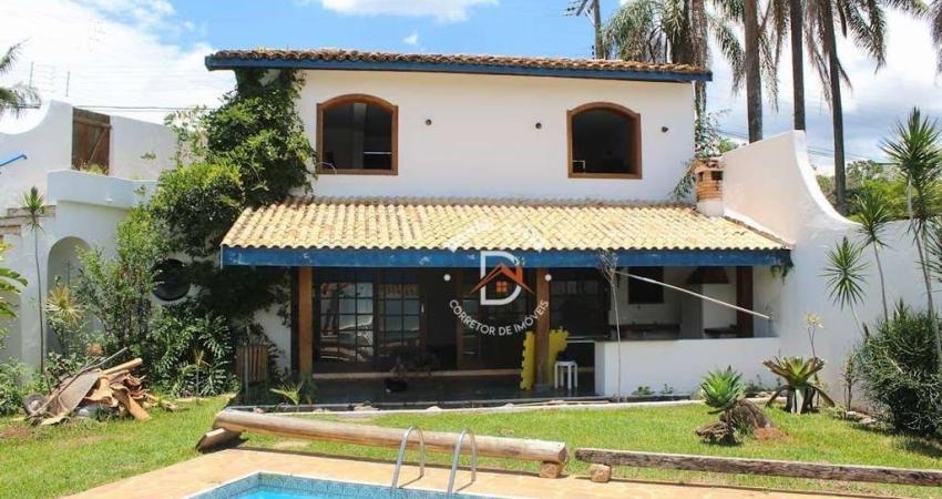 Casa com 3 dormitórios (1 Suíte) à venda, 442 m² por R$ 1.100.000 - Centro - Atibaia/SP