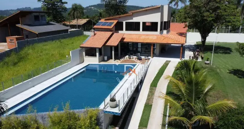Chácara à venda em Atibaia, com 3 dormitórios (3 suítes), 1900 m² por R$ 2.650.000 - Jardim Estância Brasil - Atibaia/SP