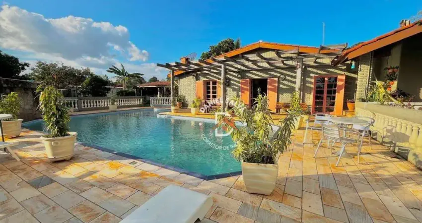 Chácara à Venda em Atibaia com 4 dormitórios (3 suítes), 1.997 m² por R$ 950.000 - Atibaia/SP
