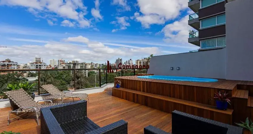 Cobertura com piscina em frente a praça da Encol no bairro Bela vista.