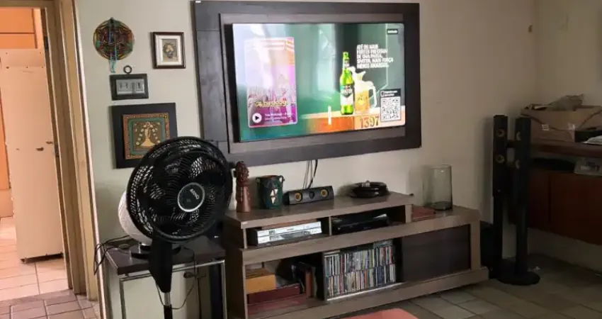 Excelente cobertura próximo ao atacado dos presente no bairro da torre 81996344755