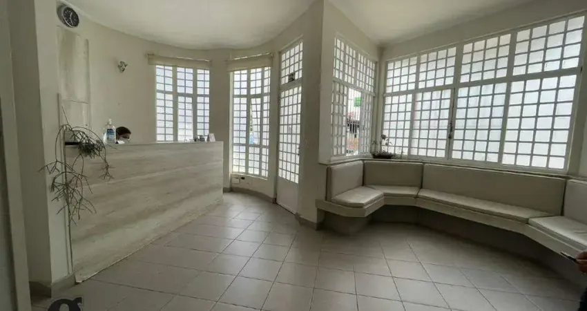 Casa para alugar na Rua Rosmaninho, Jardim Lucinda, São Paulo
