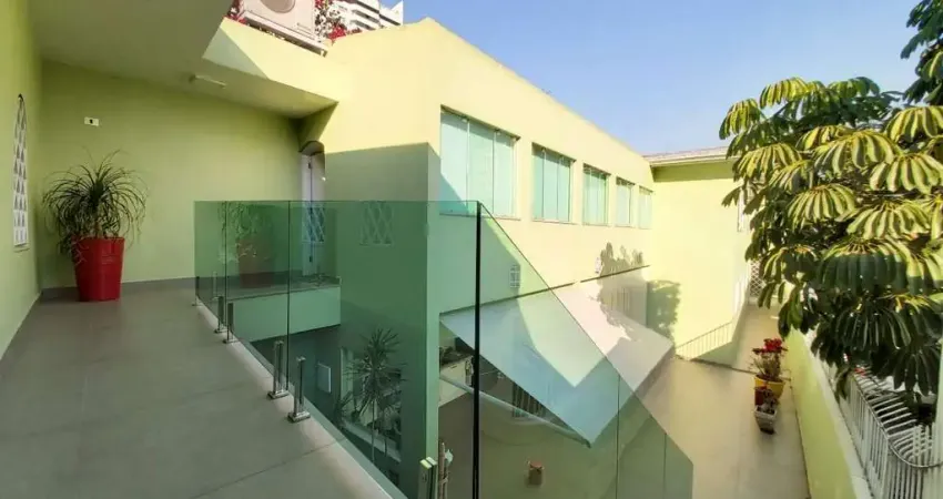 Casa com 3 quartos para alugar na Rua Júlio de Castilhos, Belenzinho, São Paulo