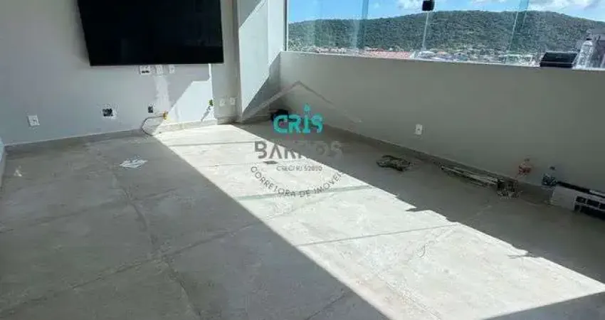 Sala comercial à venda no Centro de Cabo Frio -RJ na área hospitalar com elevadores e portaria 24 h