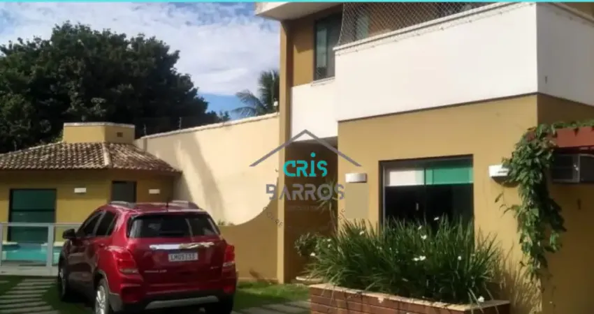 Casa com 04 quartos em condomínio arborizado  à venda em Cabo Frio - RJ