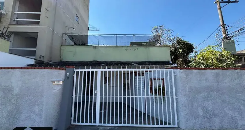 Casa com 2 quartos para alugar na Rua Hercília, 627, Vila Emil, Mesquita