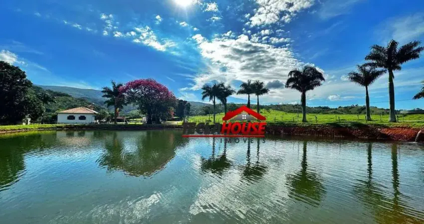 Fazenda com 6 dormitórios à venda, 2390000 m² por R$ 12.000.000,00 - Zona Rural - São João Batista do Glória/MG