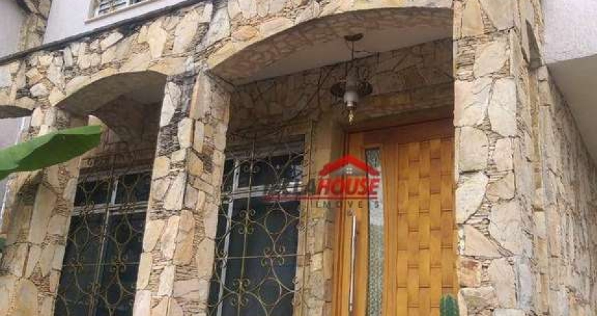 Casa com piscina na Vila Rosalia a VENDA   1.200.000,00