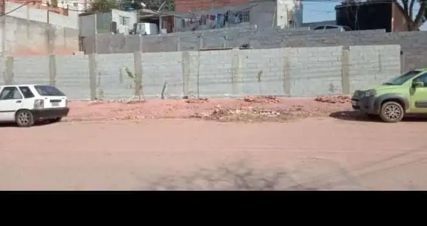 Terreno Padrao para Alugar no Bairro Bandeiras, Osasco - Oportunidade unica!