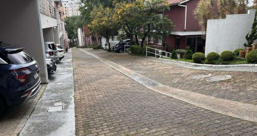 Sobrado a venda Vila Sao Francisco (Zona Oeste), Sao Paulo