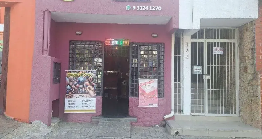 Sobrado Comercial a Venda no Parque Continental, Sao Paulo: 1 Banheiro, 2 Copas, e 8 Salas