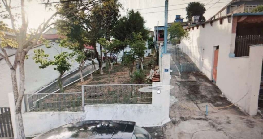 Casa a venda no Jaguare, Sao Paulo: 3 dormitorios, 4 garagens, quintal com grama!
